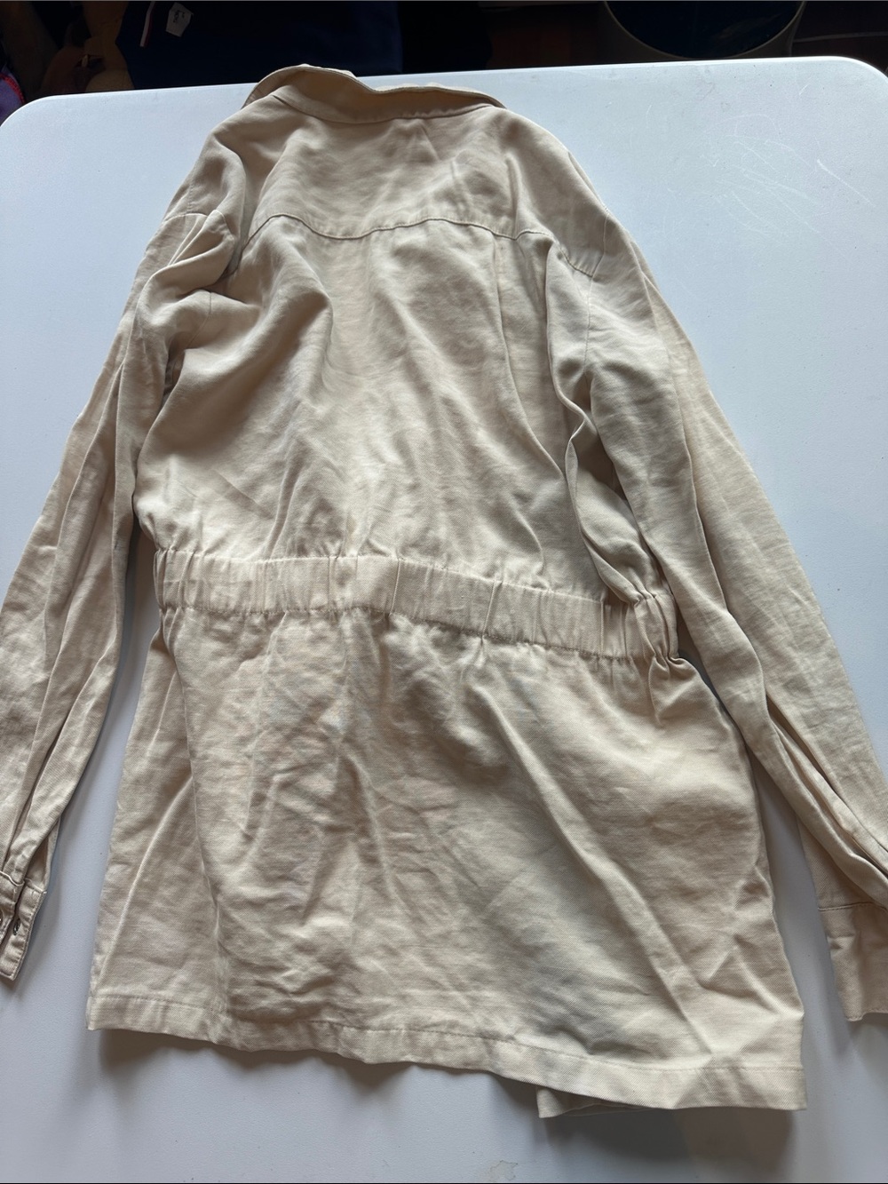 Women’s Cream Tie-Waist Utility Jacket with Front Flap Pockets - Picture 9 of 14